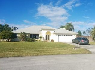 1571 SE Chiffon Ave, Pt Saint Lucie, FL 34953