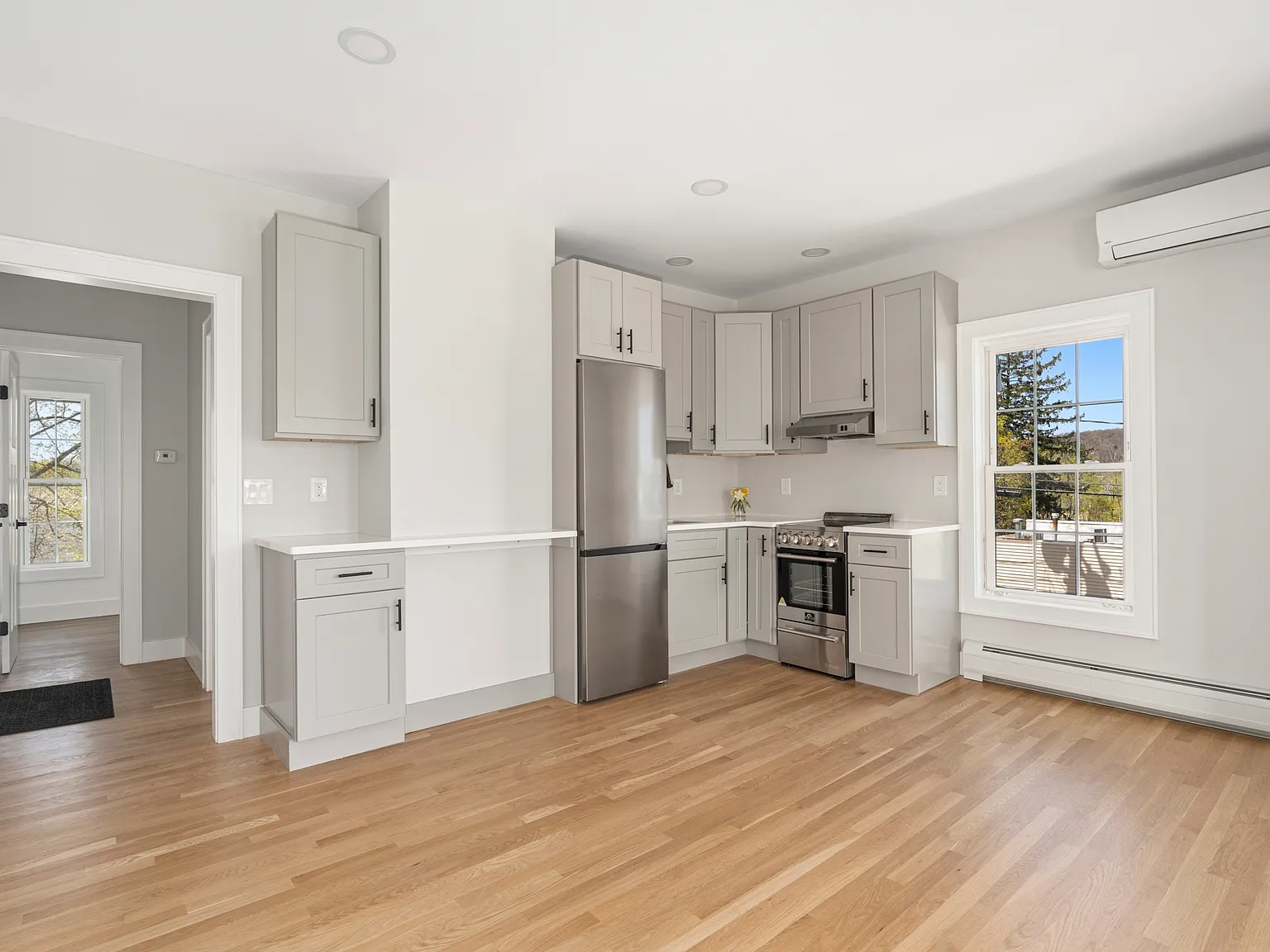 1 bed, 541 sqft, $1,750 — Photo 2