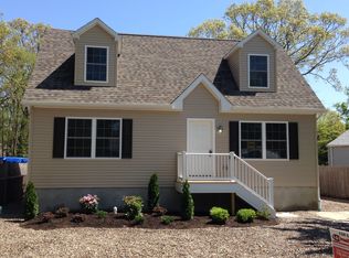 6 Coast Dr, Brick, NJ 08723