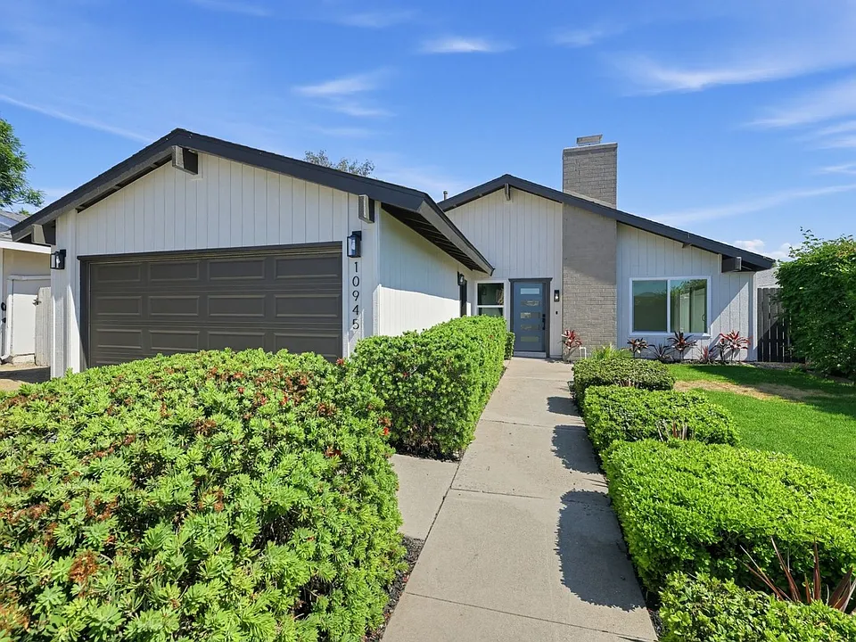10945 Janice Ct