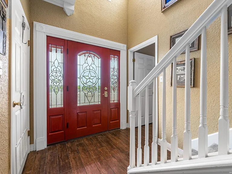 360 Private Road 4619 — Photo 4