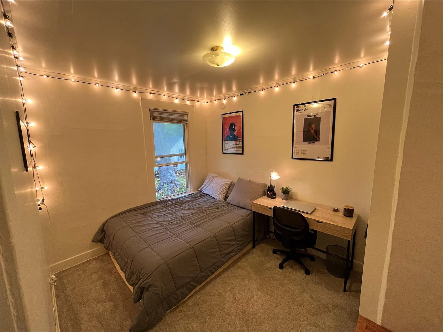 638 N Hagadorn Rd — Photo 2