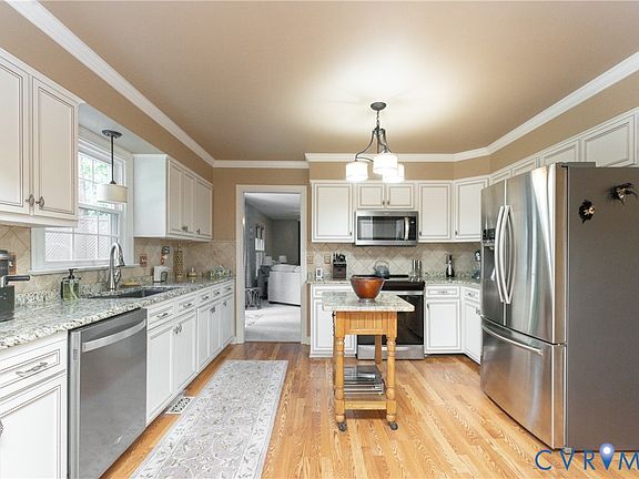4th image of 13005 Walton Bluff Ct