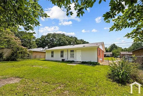 3613 Erwin Dr — Photo 5