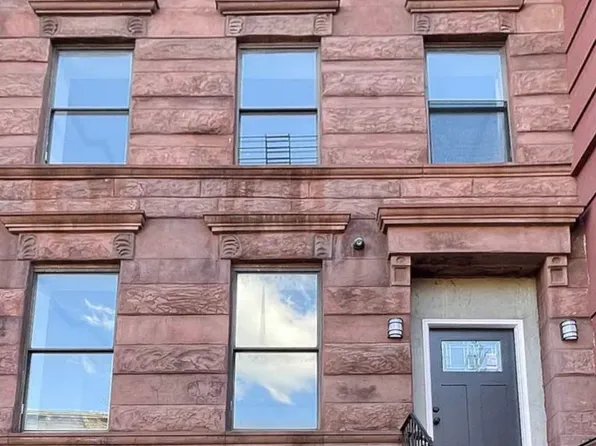 376 Kosciusko Street image 7 of 7