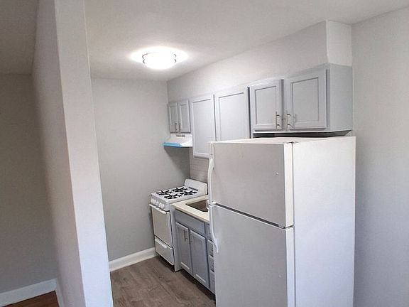 5th image of 1266 Morse St NE APT 205