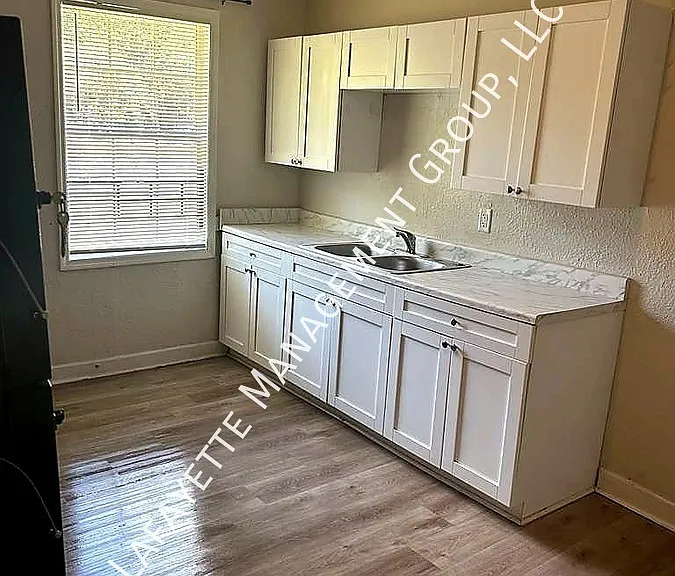 330 W 26th St #332 — Photo 2