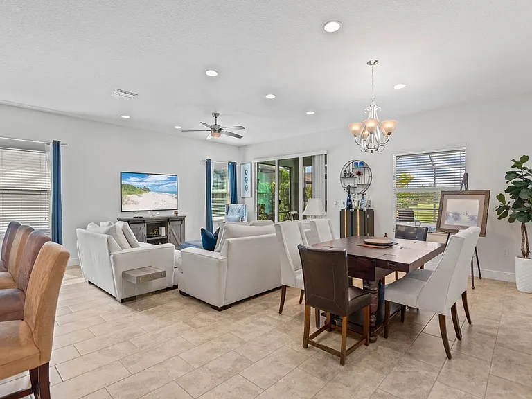 3435 Diamond Leaf Dr — Photo 12