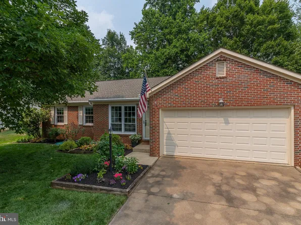 15218 Cedar Knoll Ct, Dumfries, VA 22025