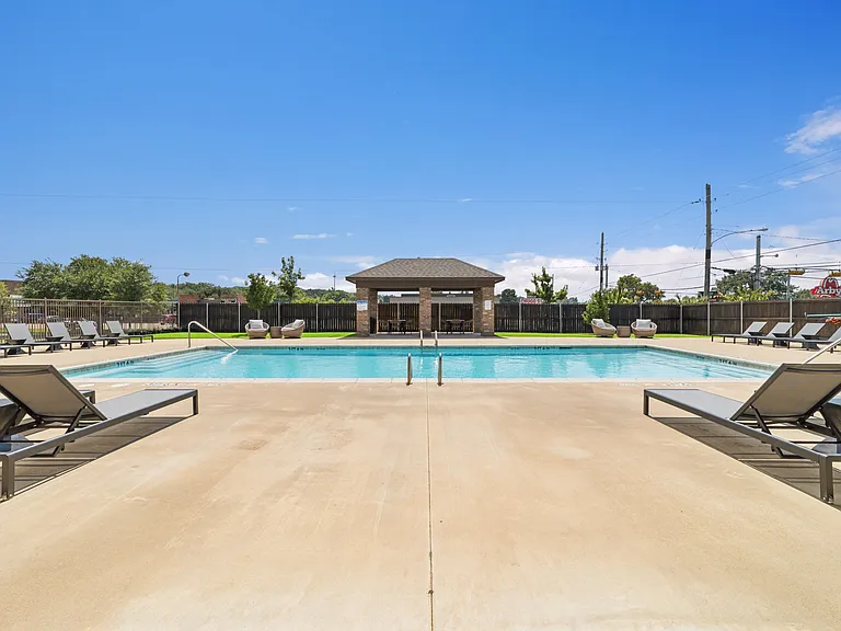 Parkside Apartments (TX) — Photo 24