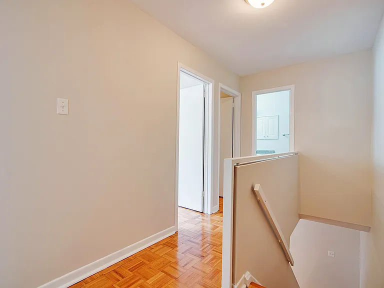 400 Woodsworth Rd #390 — Photo 5