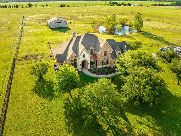 4th image of 2243 Weston Rd