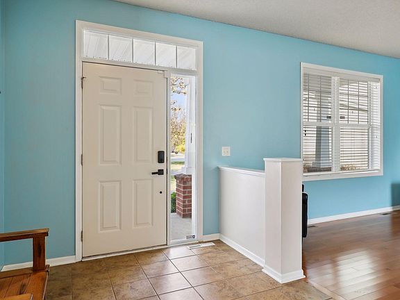 2nd image of 3425 Baneberry Cir