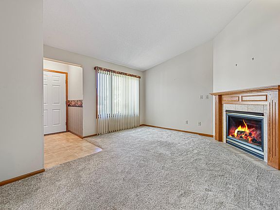 3rd image of 2102 McQuillan Ct SE