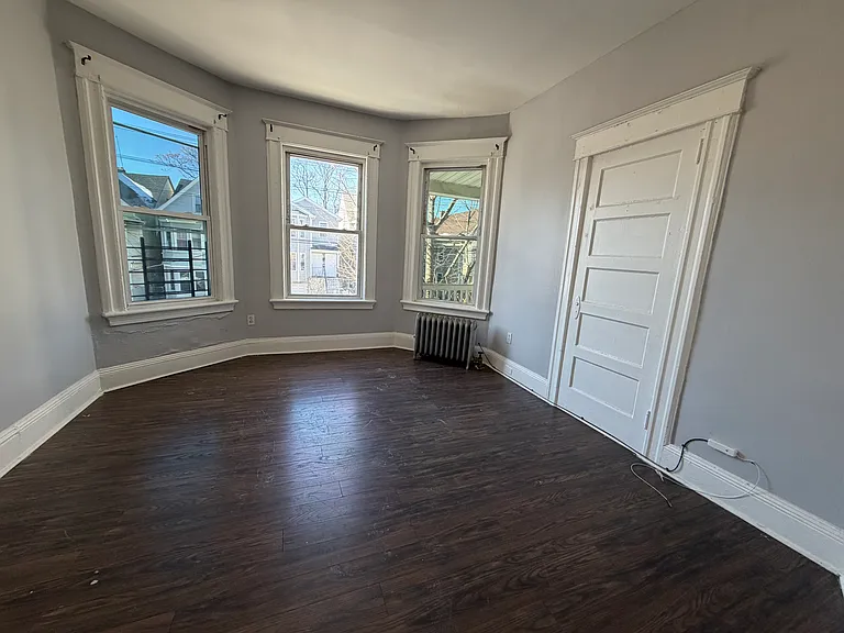 67 Graham Ave #2 — Photo 3
