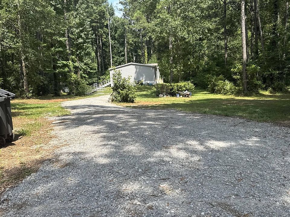2nd image of 149 E Oneal Rd