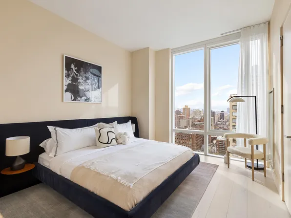 501 3rd Avenue image 3 of 13