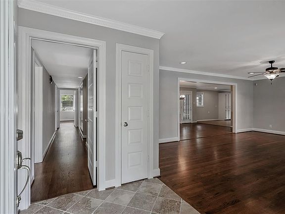 5th image of 9901 Westview Dr