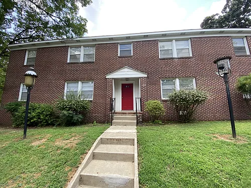 300 Cherry Hill Dr #5 Photo 1