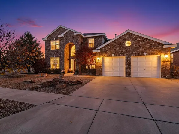 10101 Showlow St NW, Albuquerque, NM 87114