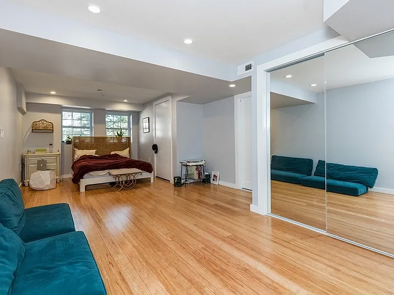 192 Stonehurst Dr — Photo 22