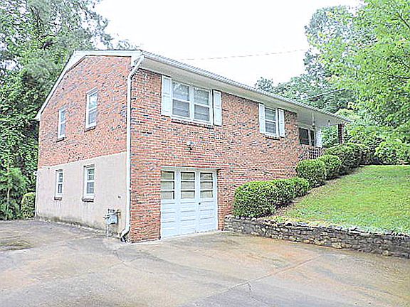 2nd image of 116 Starmont Dr