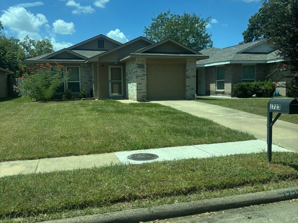 1723 Bugle Run Dr
