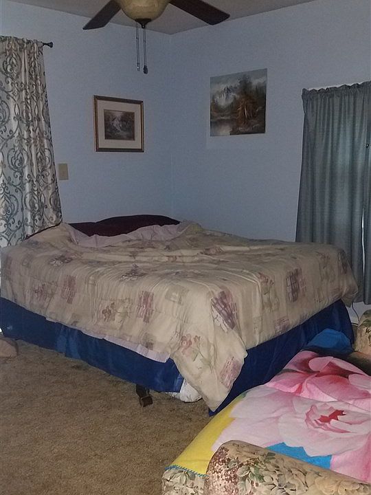 2nd image of 1511 Huffman Blvd
