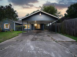 5202 Myrtlewood St, Houston, TX 77033
