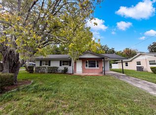 1735 JEFFERSON DRIVE, MOUNT DORA, FL 32757