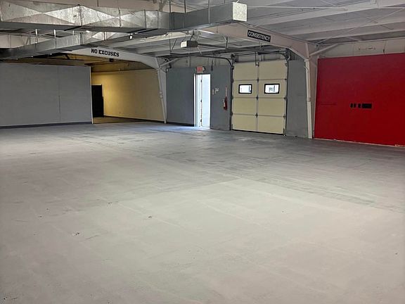 3rd image of 1110 N Gerald St