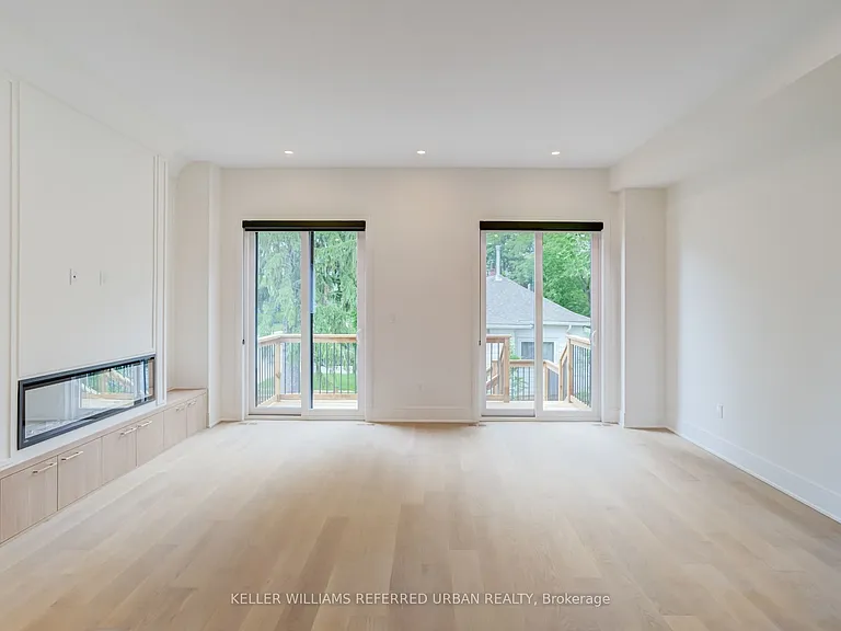 39 Wesley Ave — Photo 19