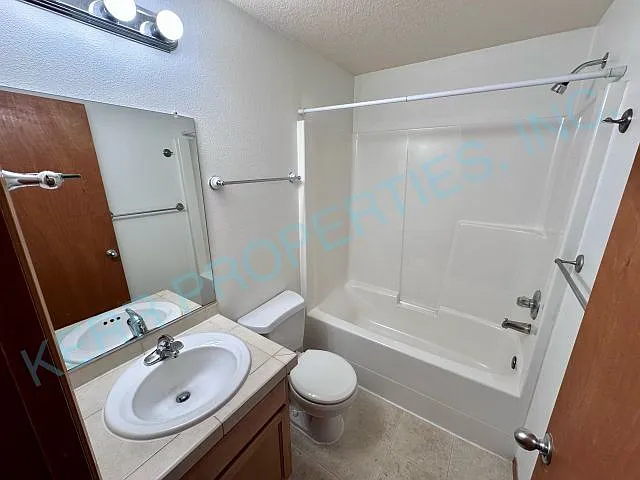 11929 SE Pine St — Photo 10