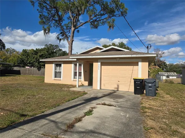 3256 Avenue M NW, Winter Haven, FL 33881