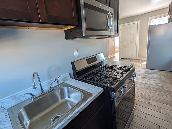 3rd image of 7 Woolsey St #2