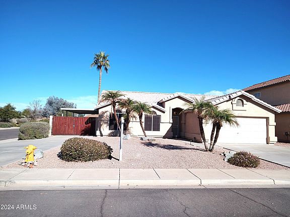 3rd image of 9236 W PARADISE Lane