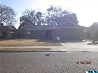 1065 W Madalyn Ave, Tulare, CA 93274