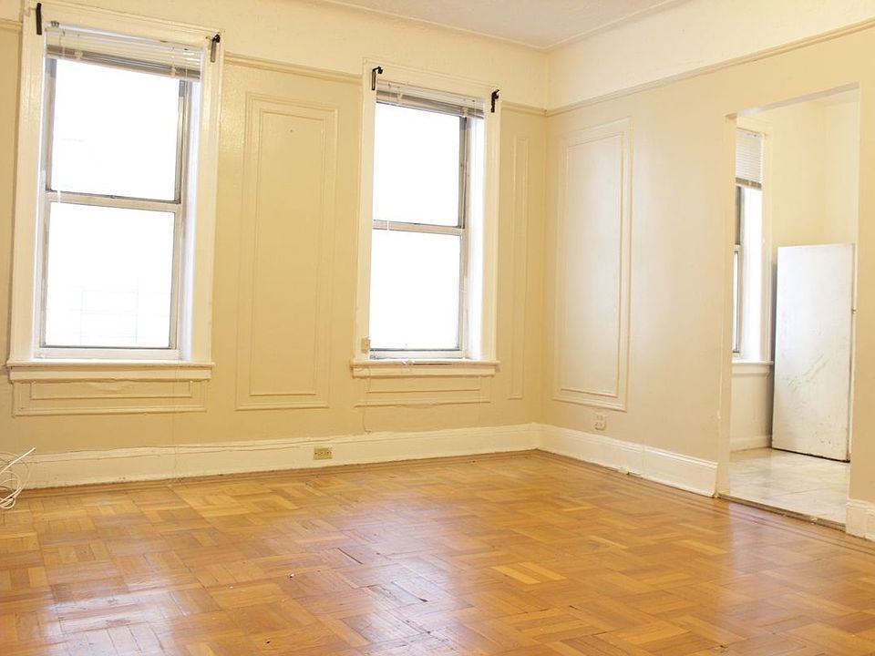 1st image of 2100 Beekman Pl APT 2C