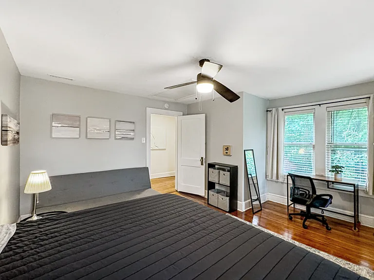 2241 York Ave — Photo 12