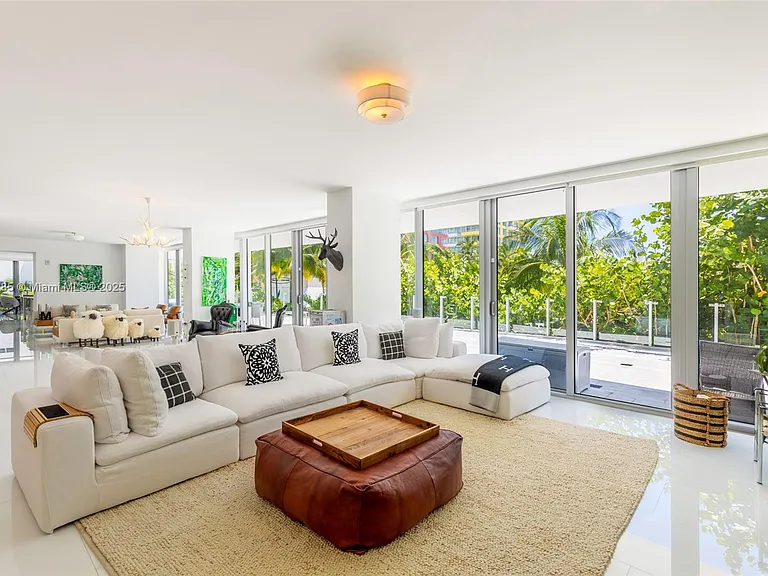 1 Collins Ave #207 — Photo 7