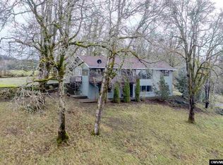 17330 S Callahan Rd, Molalla, OR 97038