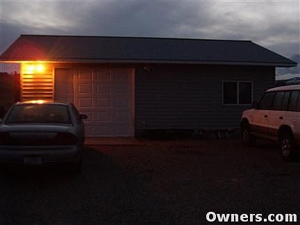 3rd image of 418 N Grant Ln