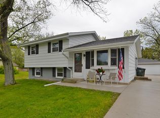 3312 Indian Trl, Racine, WI 53402