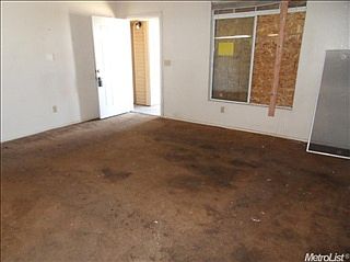5th image of 2339 Long Island Dr