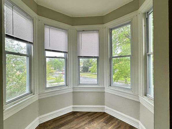 446 Beacon Ave #3