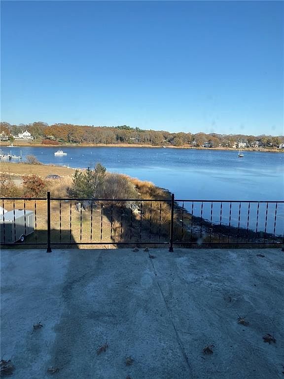 195 Arnolds Neck Dr, Warwick, RI 02886 Zillow