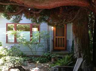 4841 33rd Ave NE, Seattle, WA 98105