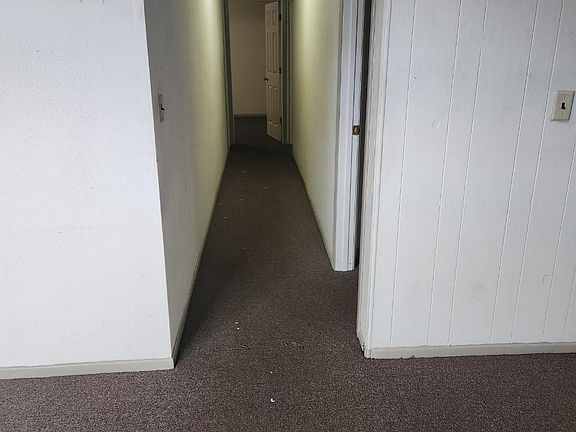 3rd image of 109 1st St N #1