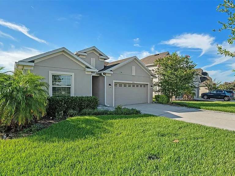 8052 Olive Brook Dr — Photo 2