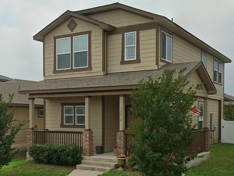 18412 Cumberland Gap St — Photo 1